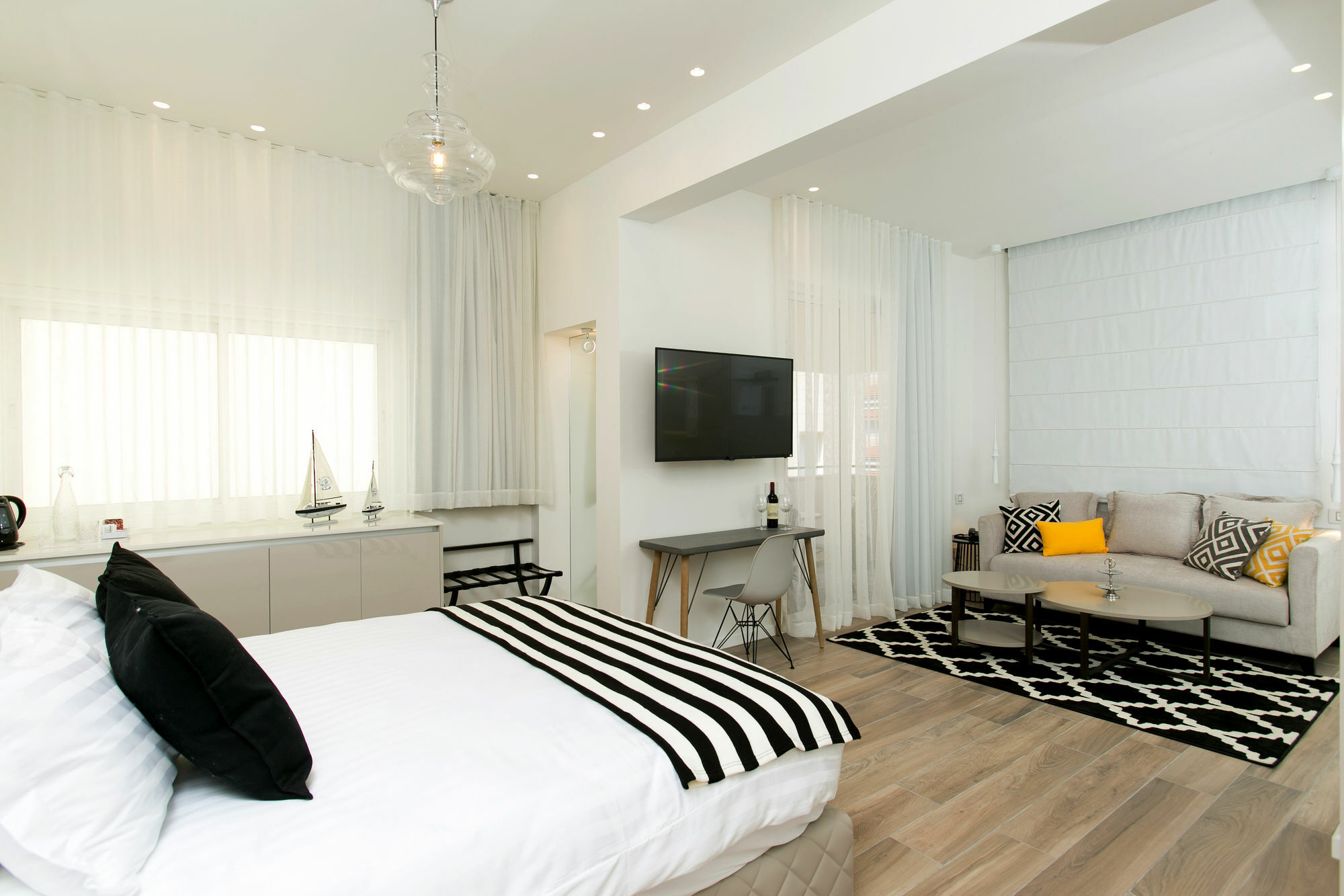 K Suites Tlv By The Beach Tel Aviv-Jaffa Exterior foto